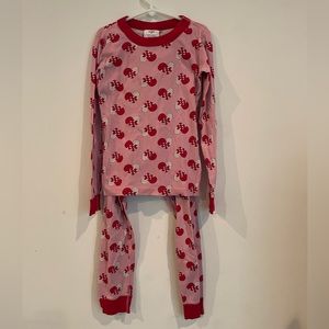 Kids heart long sleeve pajamas.